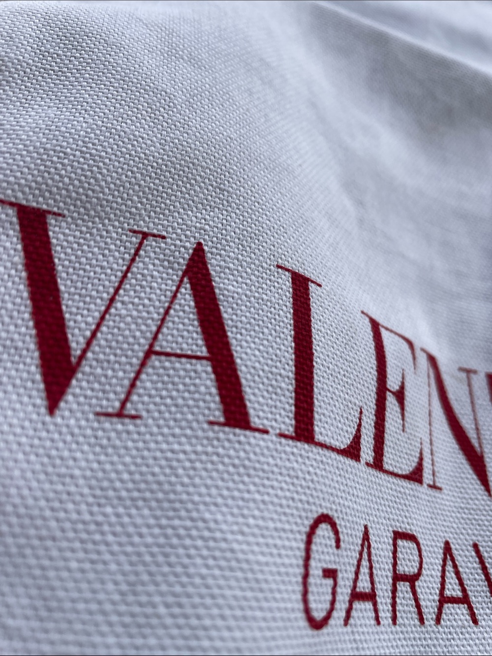 2 Valentino Garavani White Dust Bags - Picture 7 of 11